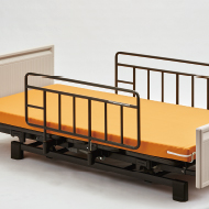 サイドレール中央差し 閉塞感を感じさせない