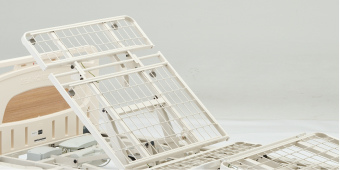 独自のメッシュボトム構造で清潔 抗菌粉体焼付塗装